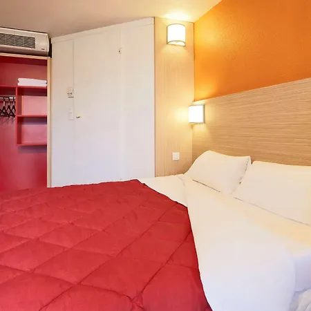 Premiere Classe Centre - Parc Des Expositions Hotel 2*