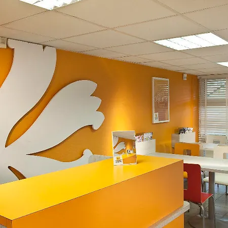 Premiere Classe Centre - Parc Des Expositions מלון וליפינט
